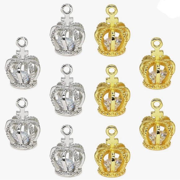 Handcrafted Crown with Zirconia Dangle Earrings - Picture 9 of 13